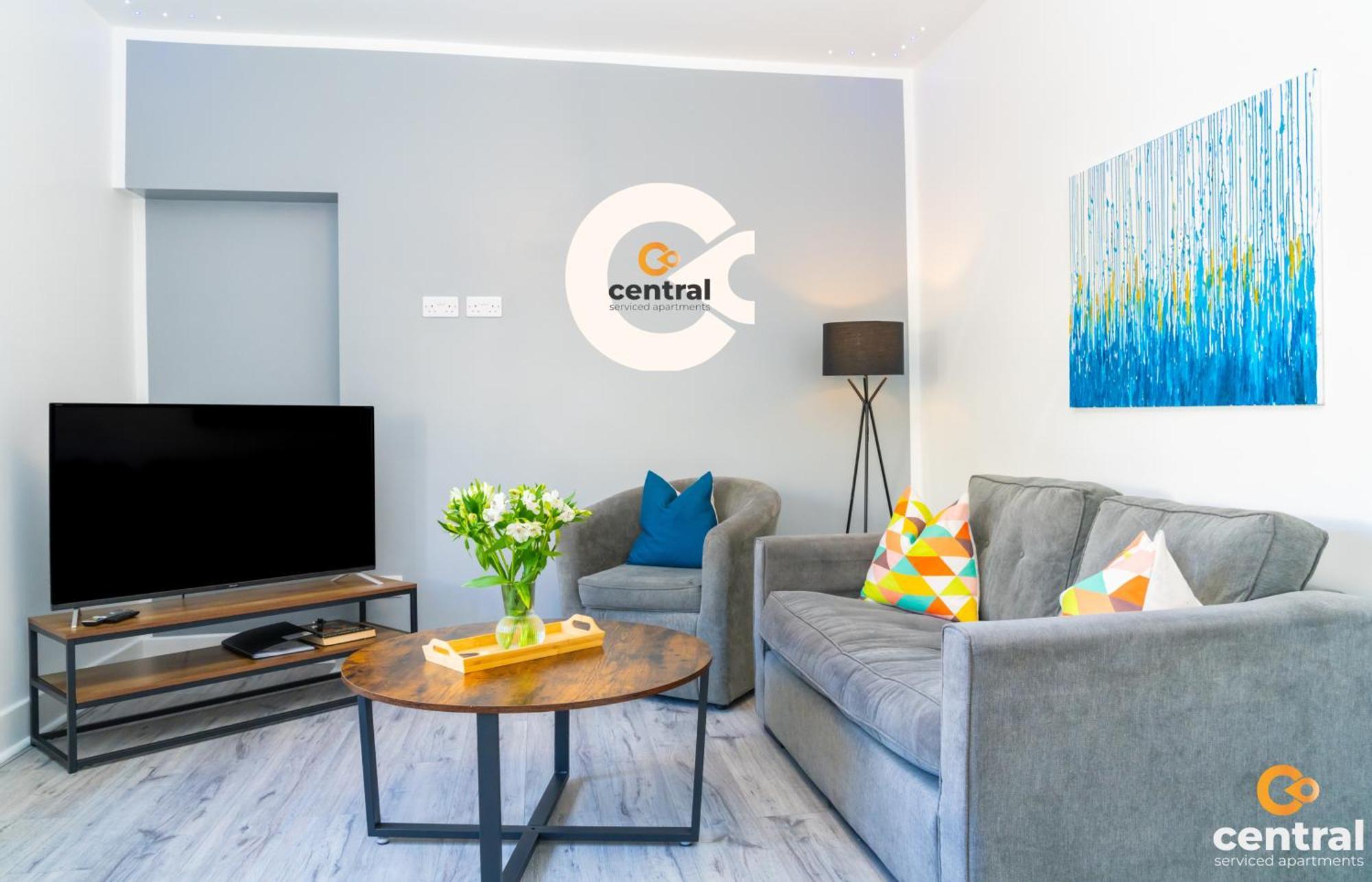 דאנדי Central Serviced Apartments - 2 Bedroom - Free Street Parking - Fast Wifi - Smart Tvs In All Rooms - Ground Level - Family Neighbourhood - 3 X Double Beds - Heating 24-7 - Trade Stays - Weekly & Monthly Offers מראה חיצוני תמונה