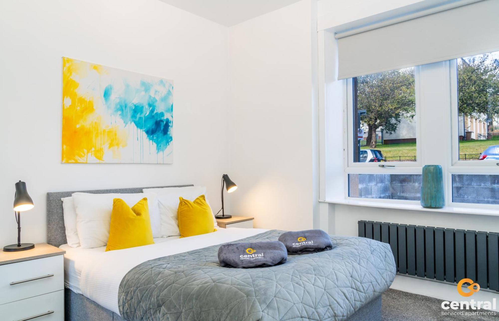 דאנדי Central Serviced Apartments - 2 Bedroom - Free Street Parking - Fast Wifi - Smart Tvs In All Rooms - Ground Level - Family Neighbourhood - 3 X Double Beds - Heating 24-7 - Trade Stays - Weekly & Monthly Offers מראה חיצוני תמונה