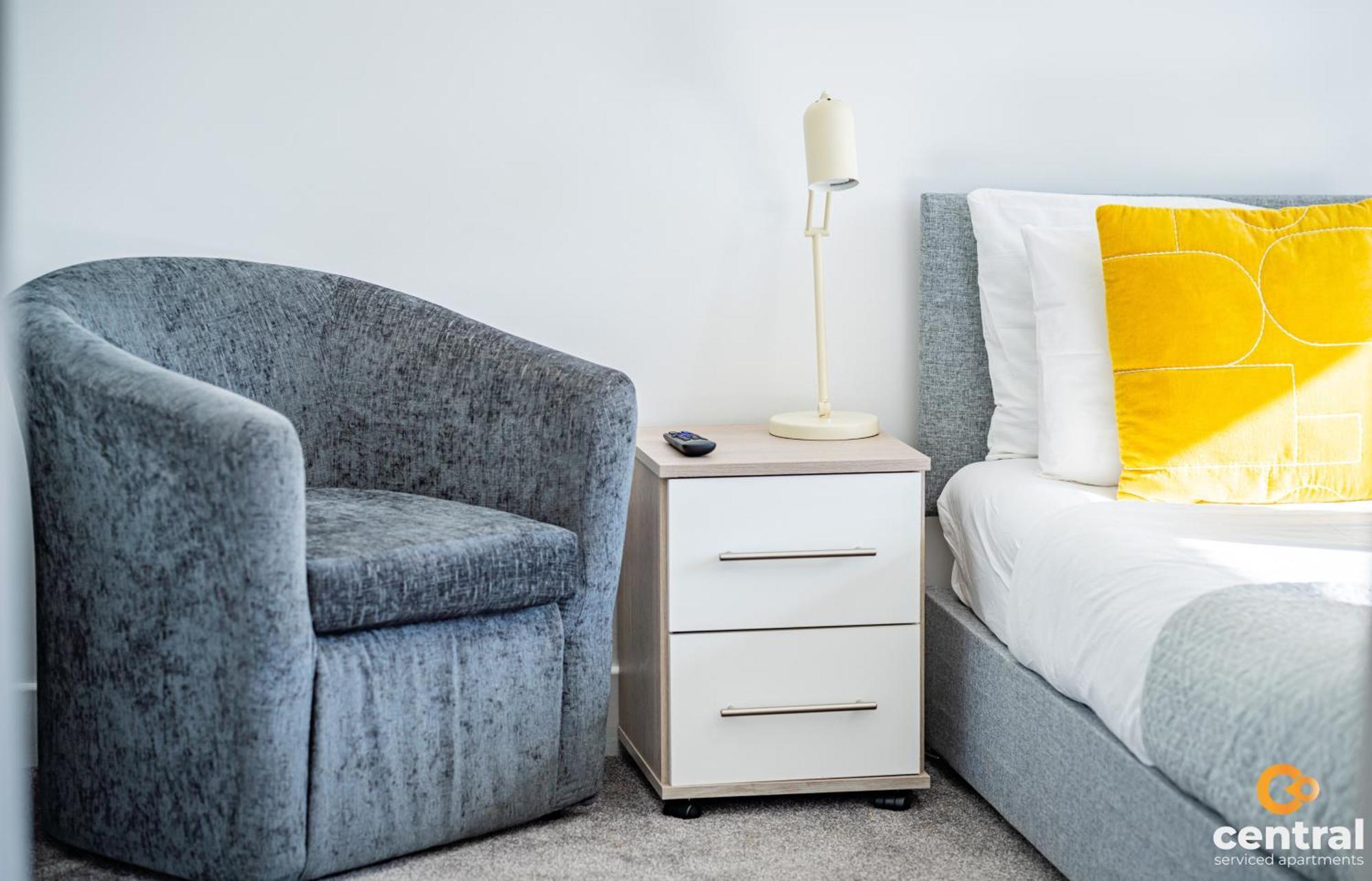 דאנדי Central Serviced Apartments - 2 Bedroom - Free Street Parking - Fast Wifi - Smart Tvs In All Rooms - Ground Level - Family Neighbourhood - 3 X Double Beds - Heating 24-7 - Trade Stays - Weekly & Monthly Offers מראה חיצוני תמונה