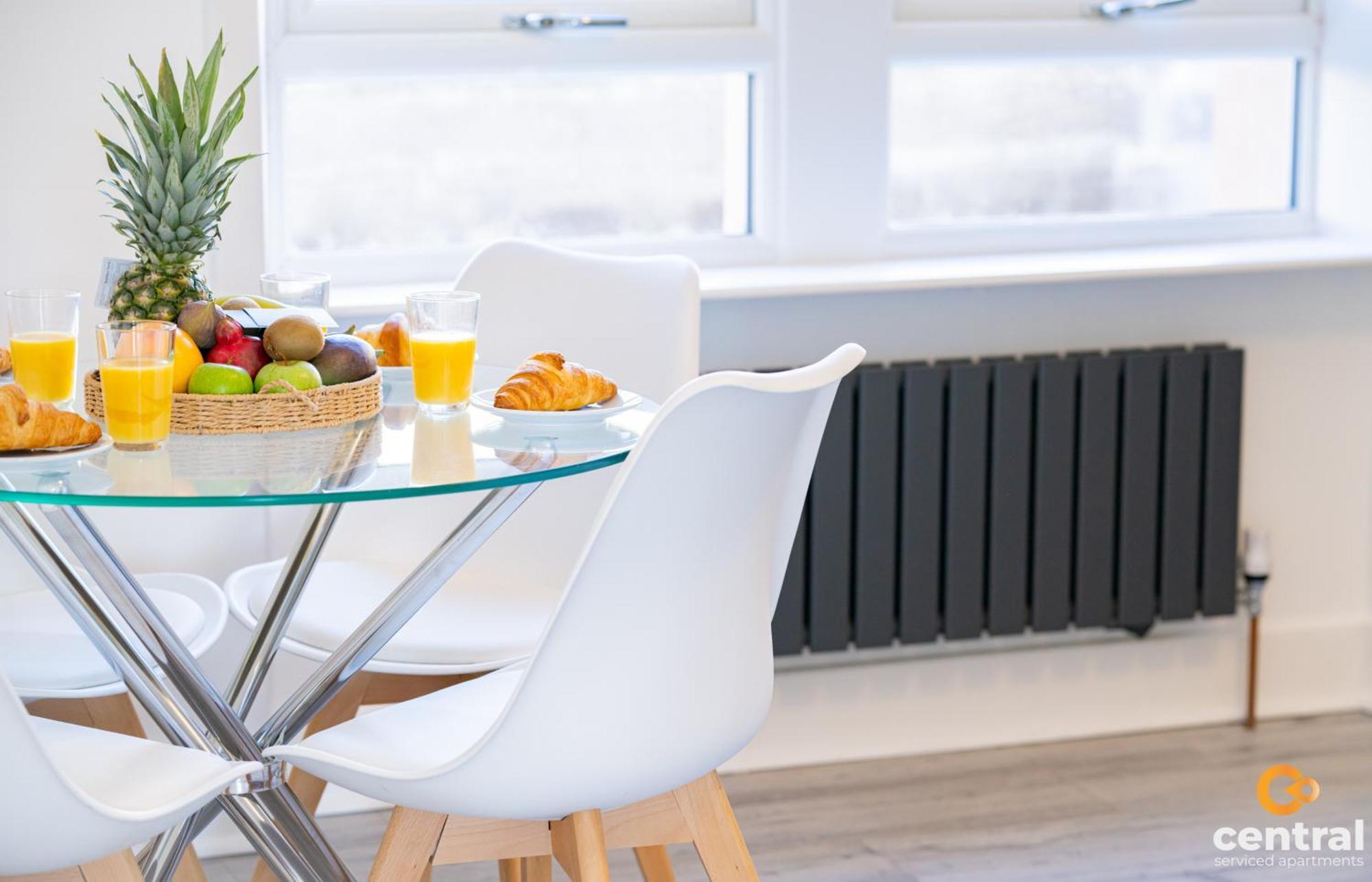 דאנדי Central Serviced Apartments - 2 Bedroom - Free Street Parking - Fast Wifi - Smart Tvs In All Rooms - Ground Level - Family Neighbourhood - 3 X Double Beds - Heating 24-7 - Trade Stays - Weekly & Monthly Offers מראה חיצוני תמונה
